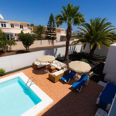 Reina * Costa Teguise