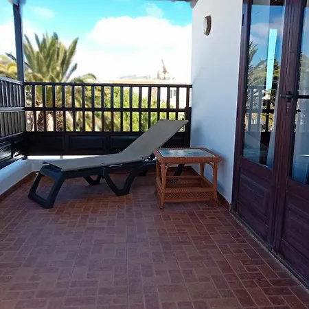 Reina Villa Costa Teguise