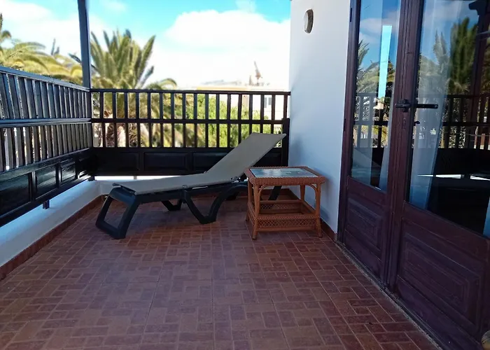 Reina Villa Costa Teguise